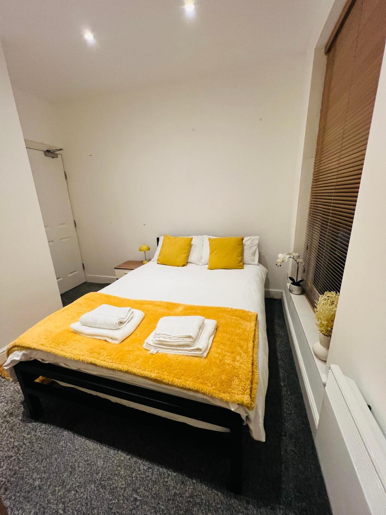Grange House Retreat Apartment Middlesbrough Bagian luar foto